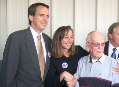 Governor Pawlenty and First Lady Mary Pawlenty greet World War II Veterans at the Southwest Minnesot...