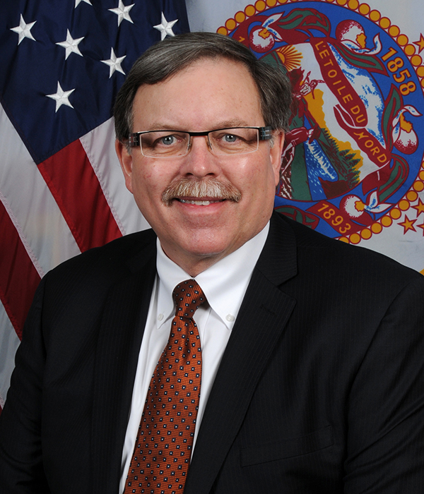 Photograph of Commissioner Mark  Phillips 